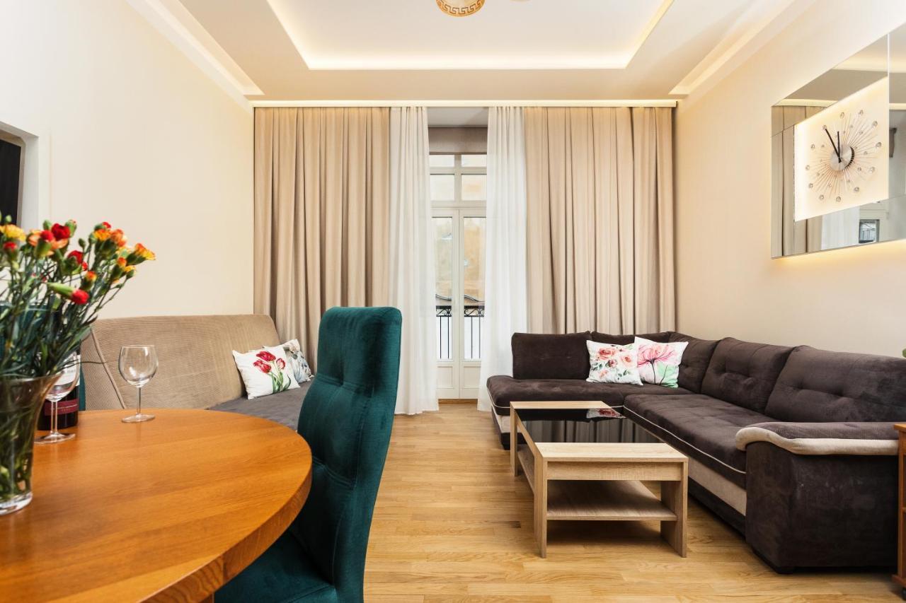 Apartament Vinci Krasków Exterior foto